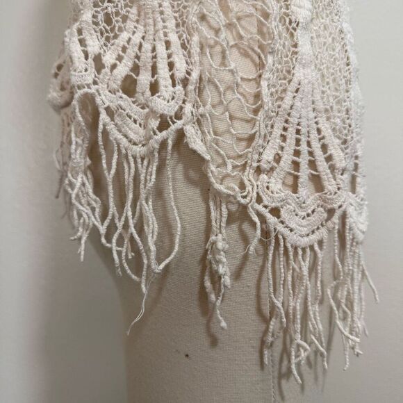 Vivid Imports Y2K Cream Crochet Woven Lace Top Shirt Small Knit - Picture 5 of 8